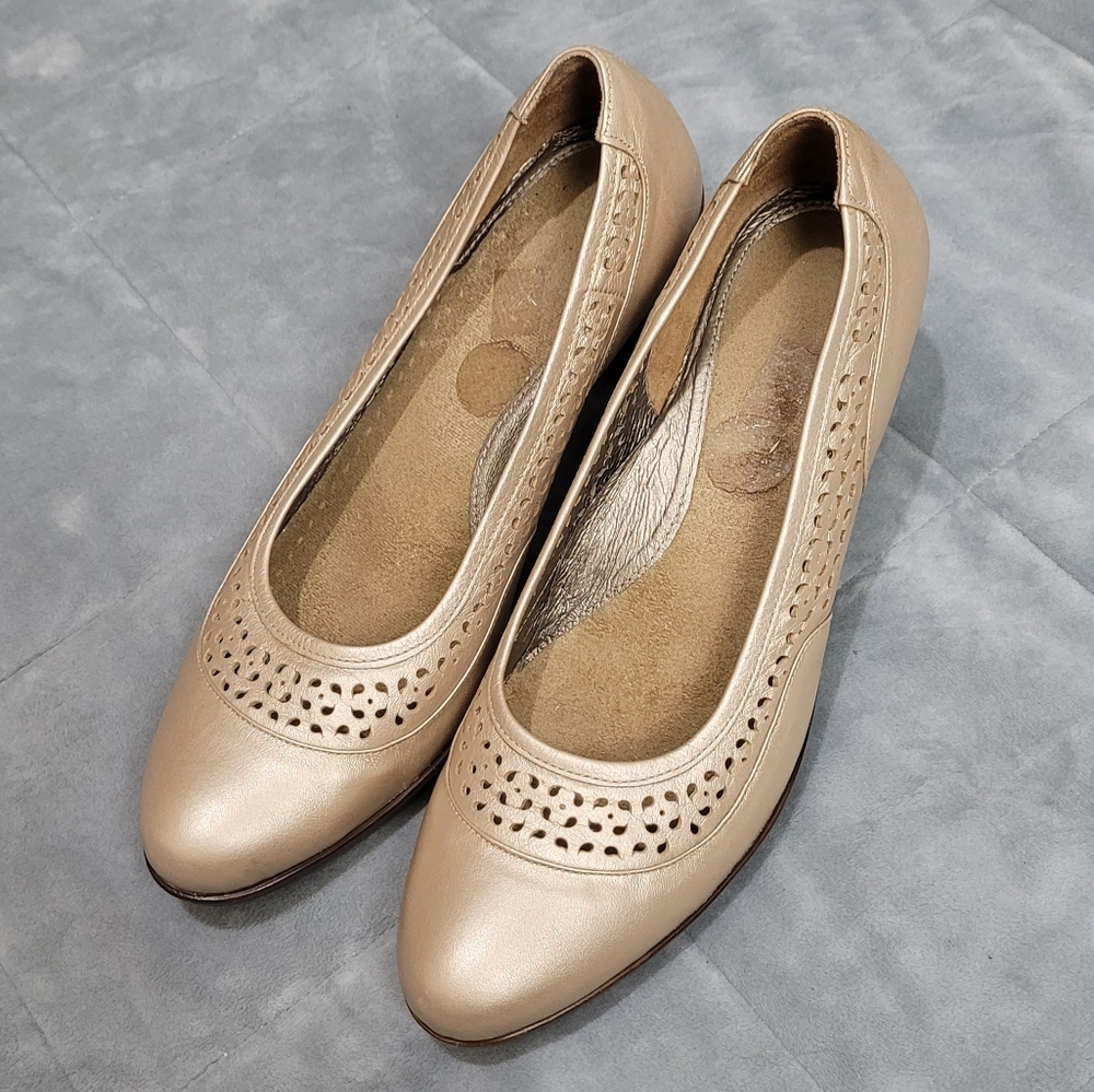 Naot Metallic Pumps
